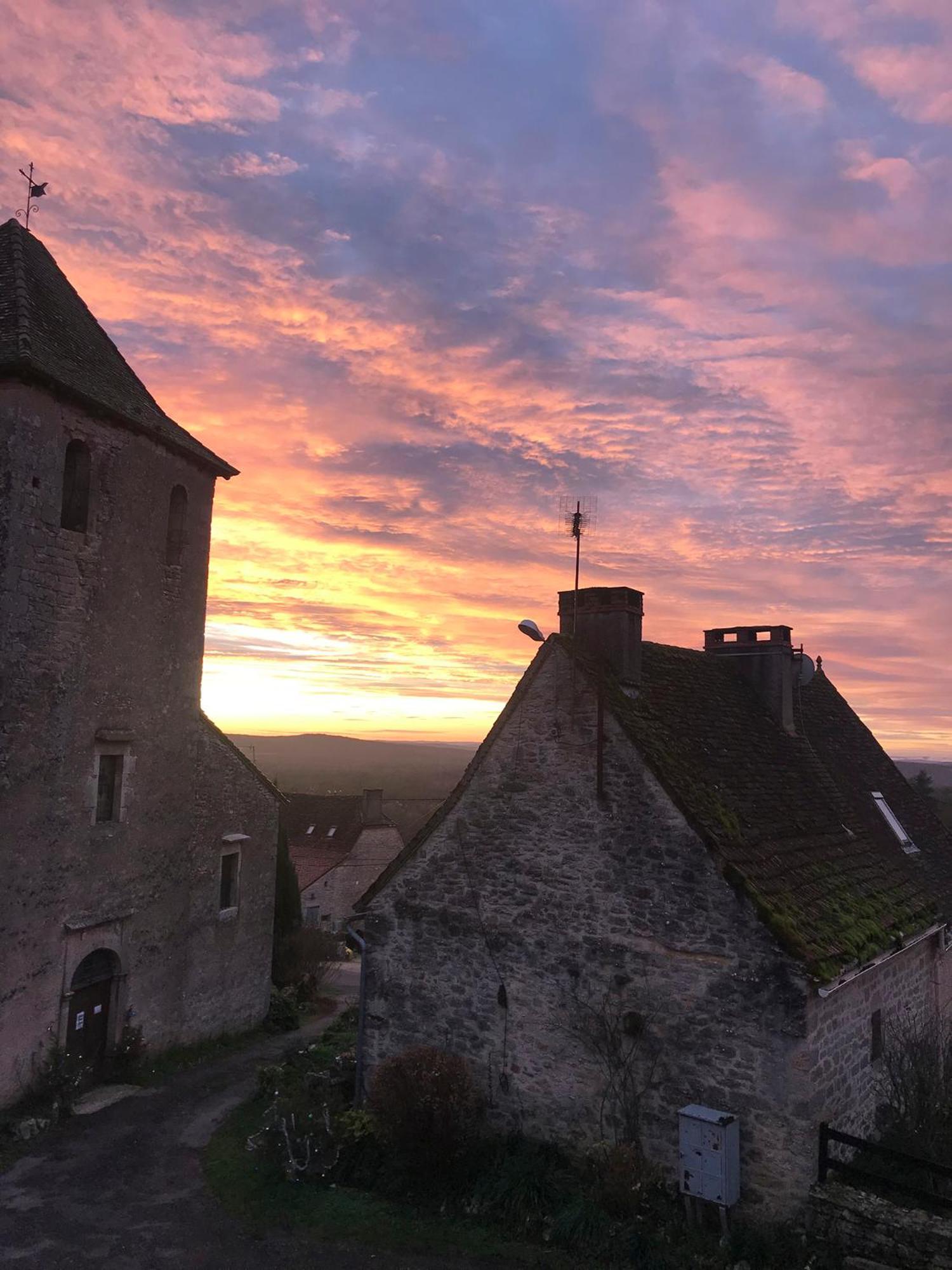 Charmante Maison De Village Senaillac-Lauzes Esterno foto